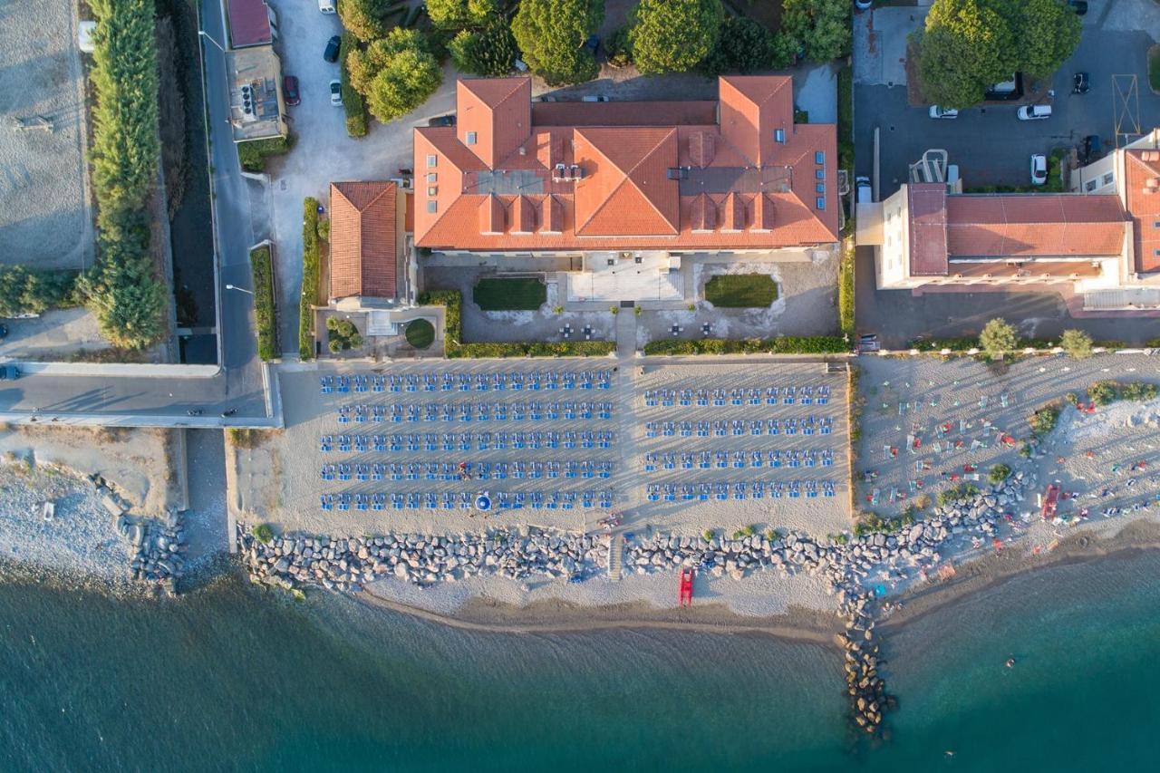 Casa F.A.C.I Ξενοδοχείο Marina di Massa Εξωτερικό φωτογραφία